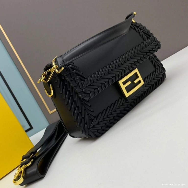 Affordable Baguette Bag Medium Black Leather In Stitching Fendi 0726
